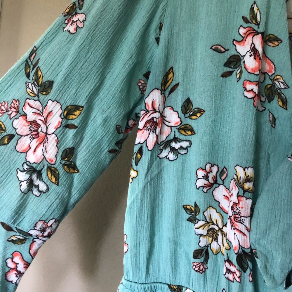 Mint Floral Romper - Picture 3 of 8